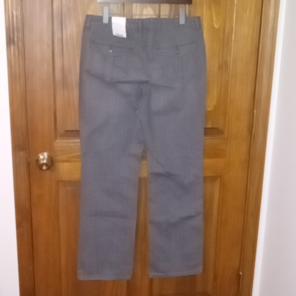 Liz Claiborne Size 14 Stretch Chelsea Jeans Rock Wash - Picture 4 of 10